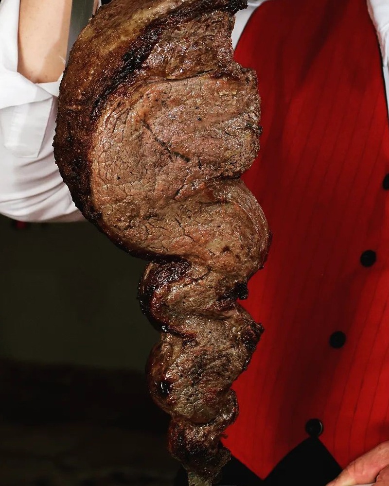 Salão principal da churrascaria
